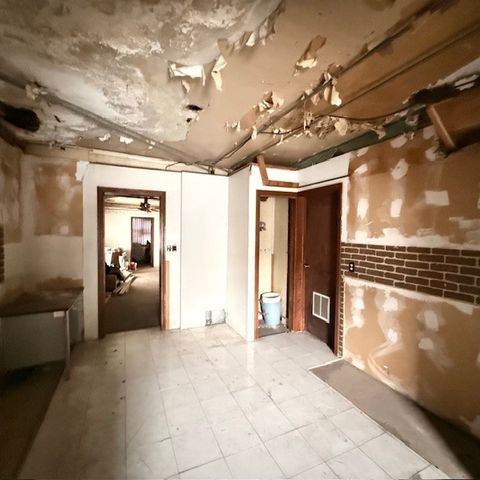 Tiny photo for 1620 W 44th Street, Chicago, IL 60609 (MLS # 12524909)