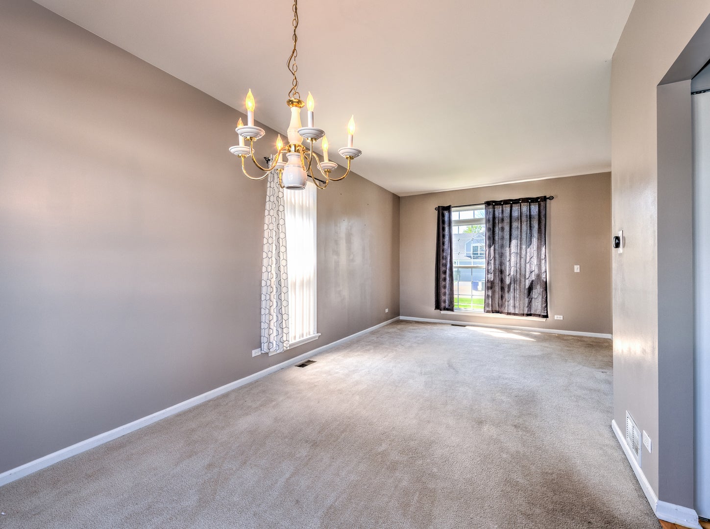 1810 Van Dyke Lane