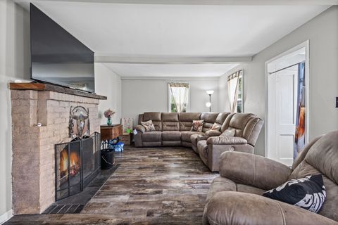 Tiny photo for 603 W Main Street, Cary, IL 60013 (MLS # 12624910)