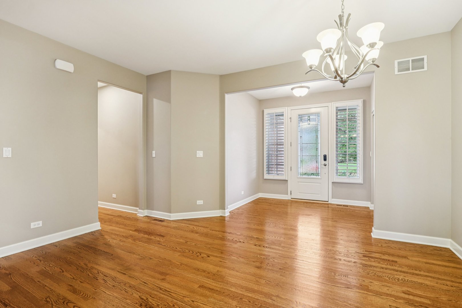 1341 Ashbury Circle
