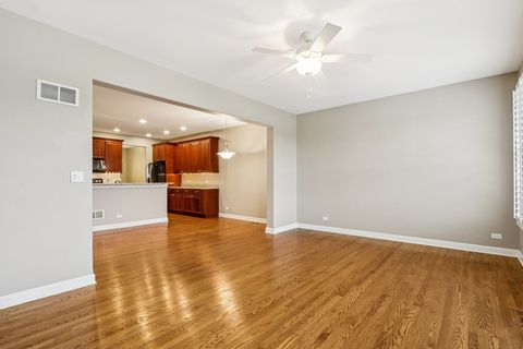 Tiny photo for 1341 Ashbury Circle, Lemont, IL 60439 (MLS # 12494657)