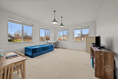 Tiny photo for 3591 Ayres Drive, Aurora, IL 60506 (MLS # 12602232)