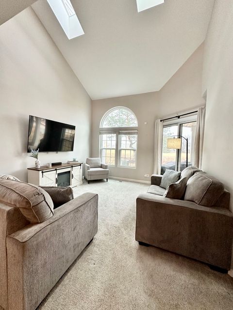 Tiny photo for 418 Waterford Court, Carol Stream, IL 60188 (MLS # 12583180)