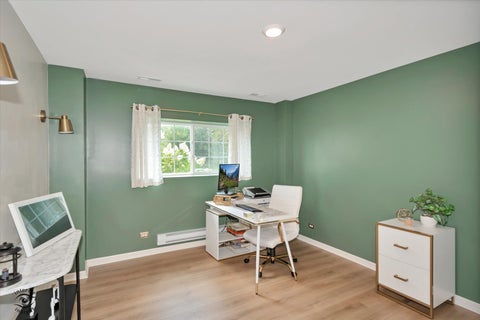 Tiny photo for 550 Spring Leaf Drive, Joliet, IL 60431 (MLS # 12724457)