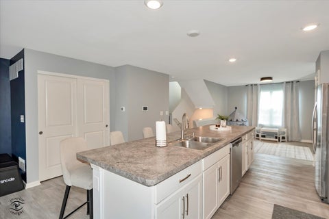 Tiny photo for 550 Spring Leaf Drive, Joliet, IL 60431 (MLS # 12724457)