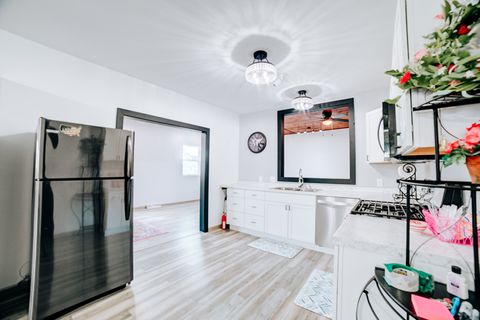 Tiny photo for 100 E Lyle Street, Milford, IL 60953 (MLS # 12412440)