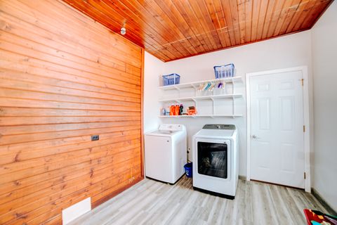 Tiny photo for 100 E Lyle Street, Milford, IL 60953 (MLS # 12412440)
