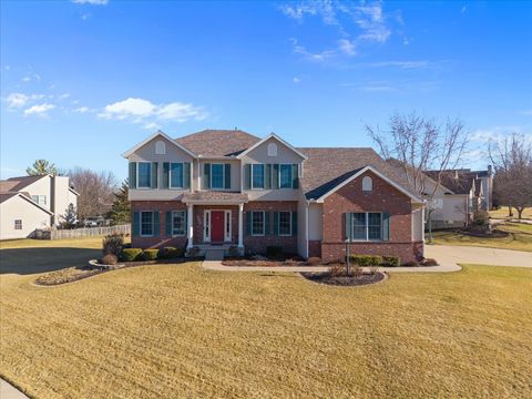 Photo of 5355 Heather Glen Circle, Bettendorf, IA 52722 (MLS # 12599306)