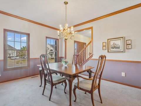 Tiny photo for 5355 Heather Glen Circle, Bettendorf, IA 52722 (MLS # 12599306)