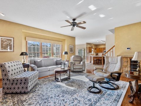 Tiny photo for 5355 Heather Glen Circle, Bettendorf, IA 52722 (MLS # 12599306)