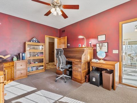 Tiny photo for 5355 Heather Glen Circle, Bettendorf, IA 52722 (MLS # 12599306)