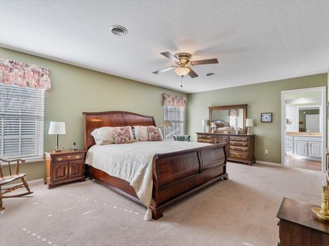 Tiny photo for 5355 Heather Glen Circle, Bettendorf, IA 52722 (MLS # 12599306)