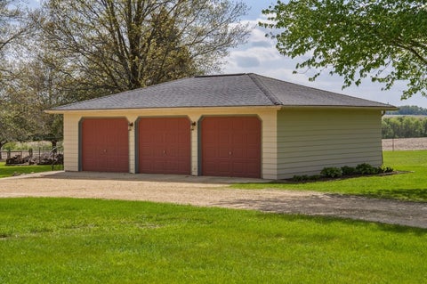 Tiny photo for 10538 N PECATONICA Road, Leaf River, IL 61047 (MLS # 12642794)
