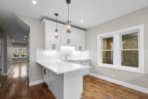 Tiny photo for 2304 N 76th Court, Elmwood Park, IL 60707 (MLS # 12586787)