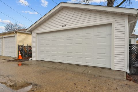 Tiny photo for 2304 N 76th Court, Elmwood Park, IL 60707 (MLS # 12586787)