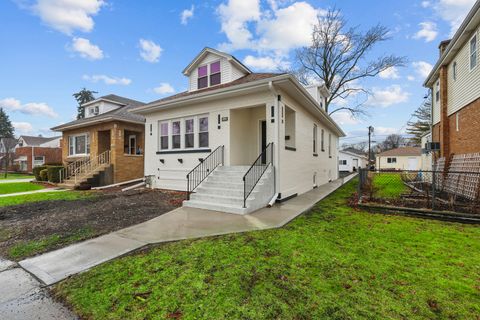 Tiny photo for 2304 N 76th Court, Elmwood Park, IL 60707 (MLS # 12586787)