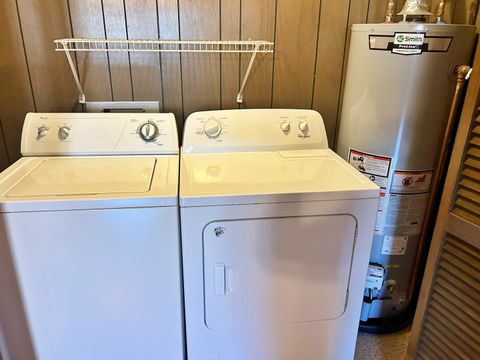 Tiny photo for 120 Southwest Drive, Harrisburg, IL 62946 (MLS # 12581174)