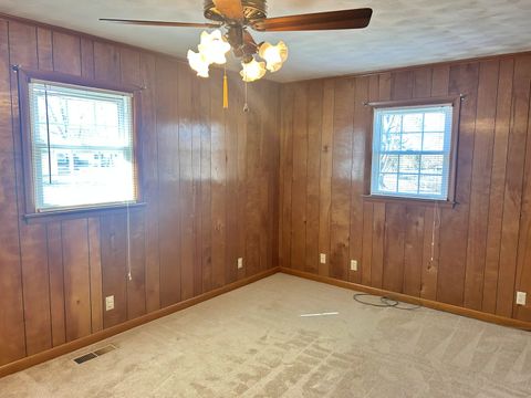 Tiny photo for 120 Southwest Drive, Harrisburg, IL 62946 (MLS # 12581174)