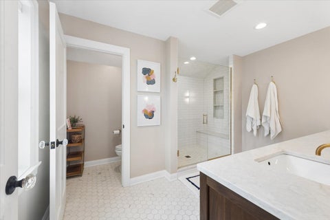 Tiny photo for 4929 N Fairfield Avenue, Chicago, IL 60625 (MLS # 12752641)