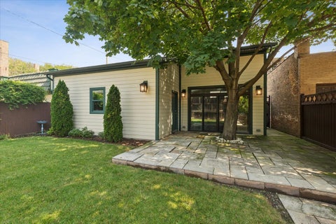 Tiny photo for 4929 N Fairfield Avenue, Chicago, IL 60625 (MLS # 12752641)