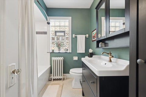 Tiny photo for 4929 N Fairfield Avenue, Chicago, IL 60625 (MLS # 12752641)