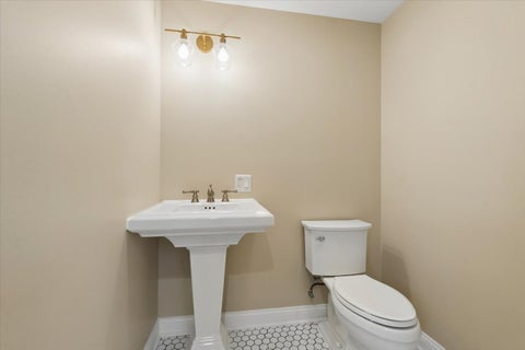 Tiny photo for 4929 N Fairfield Avenue, Chicago, IL 60625 (MLS # 12752641)