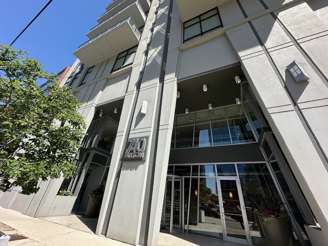 740 W Fulton Street 801