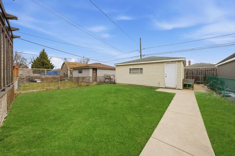 Tiny photo for 5221 S Parkside Avenue, Chicago, IL 60638 (MLS # 12576743)