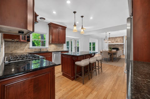Tiny photo for 1315 Hawkins Court, St. Charles, IL 60174 (MLS # 12719967)