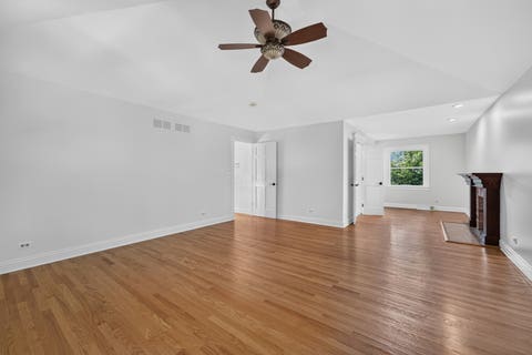 Tiny photo for 1315 Hawkins Court, St. Charles, IL 60174 (MLS # 12719967)