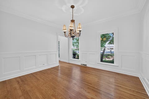 Tiny photo for 1315 Hawkins Court, St. Charles, IL 60174 (MLS # 12719967)