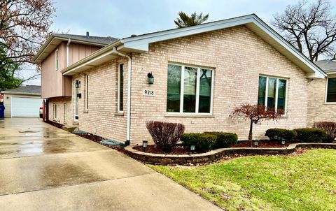 9218 S Albany Avenue Evergreen Park IL 60805
