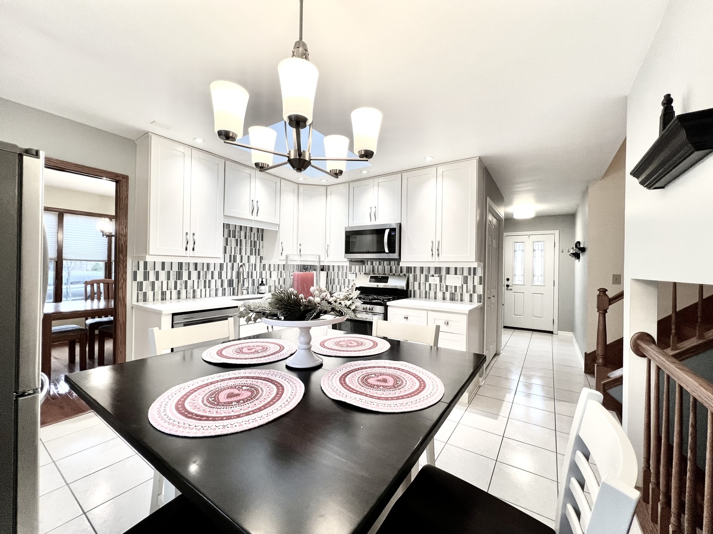 9218 S Albany Avenue