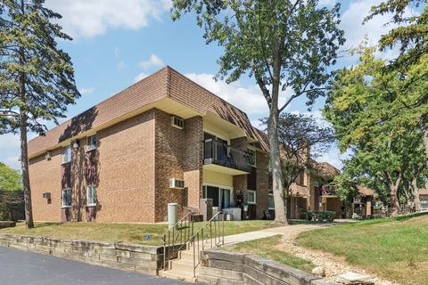 Tiny photo for 3435 83rd Street #C18, Woodridge, IL 60517 (MLS # 12471939)