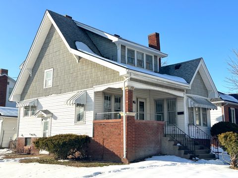 Tiny photo for 612 Pleasant Court, Marion, IL 62959 (MLS # 12559581)