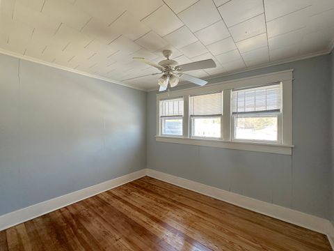 Tiny photo for 612 Pleasant Court, Marion, IL 62959 (MLS # 12559581)