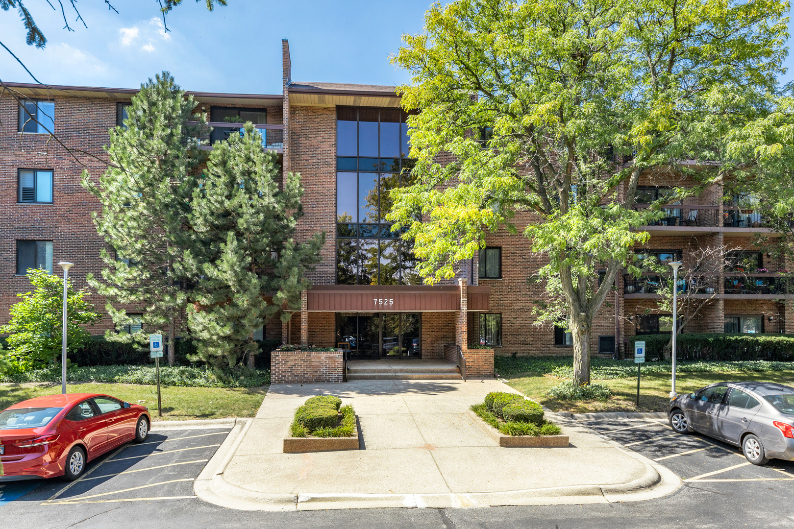 7525 Nantucket Drive 210