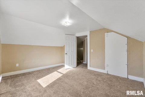 Tiny photo for 2011 W 2ND Street, Davenport, IA 52802 (MLS # QC4269385)