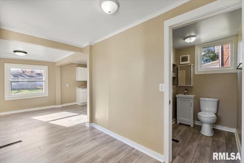 Tiny photo for 2011 W 2ND Street, Davenport, IA 52802 (MLS # QC4269385)