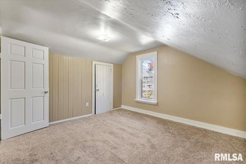 Tiny photo for 2011 W 2ND Street, Davenport, IA 52802 (MLS # QC4269385)