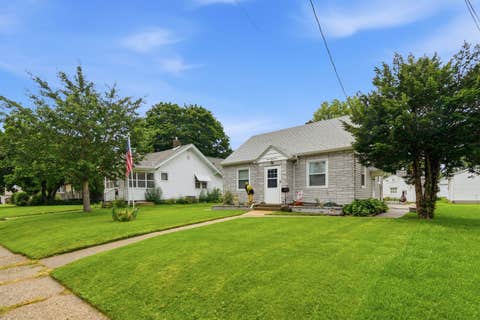 Tiny photo for 335 W 30th Street, Davenport, IA 52803 (MLS # 12716530)