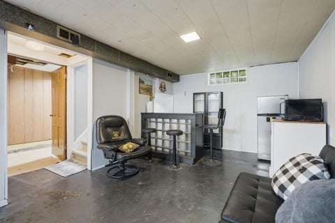 Tiny photo for 335 W 30th Street, Davenport, IA 52803 (MLS # 12716530)