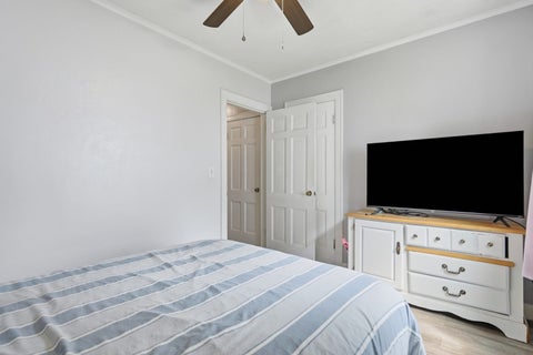 Tiny photo for 335 W 30th Street, Davenport, IA 52803 (MLS # 12716530)