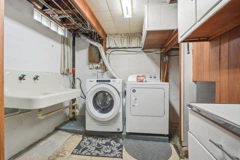 Tiny photo for 335 W 30th Street, Davenport, IA 52803 (MLS # 12716530)