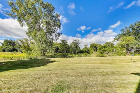 Tiny photo for 17119 W Prairieview Lane, Gurnee, IL 60031 (MLS # 12478774)