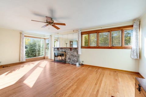Tiny photo for 3930 W 98th Street, Evergreen Park, IL 60805 (MLS # 12795600)