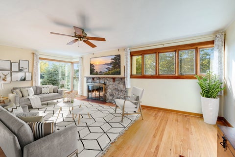 Tiny photo for 3930 W 98th Street, Evergreen Park, IL 60805 (MLS # 12795600)