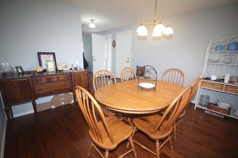 Tiny photo for 610 Old Farm Road, Bloomington, IL 61704 (MLS # 12598720)