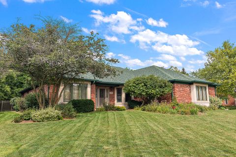 Photo of 10993 Pioneer Trail, Frankfort, IL 60423 (MLS # 12443673)