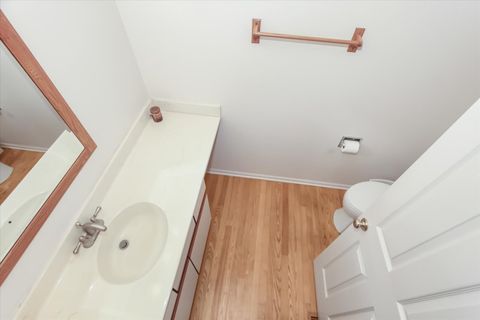 Tiny photo for 928 LONGMEADOW Court #1016, Barrington, IL 60010 (MLS # 12495870)